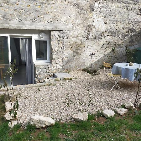 Logement Entier Dans Village Calme Guillerval ภายนอก รูปภาพ