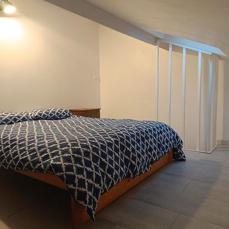 Logement Entier Dans Village Calme Guillerval ภายนอก รูปภาพ